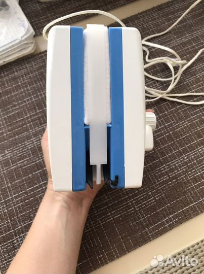 Магнитный мойщик окон для тройного стеклопакета