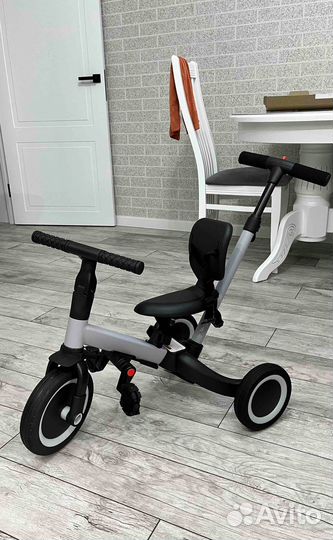 Велосипед беговел 3 в 1 новый