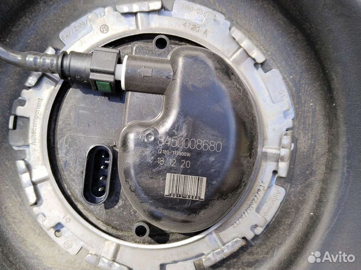 Бензобак Лада Веста