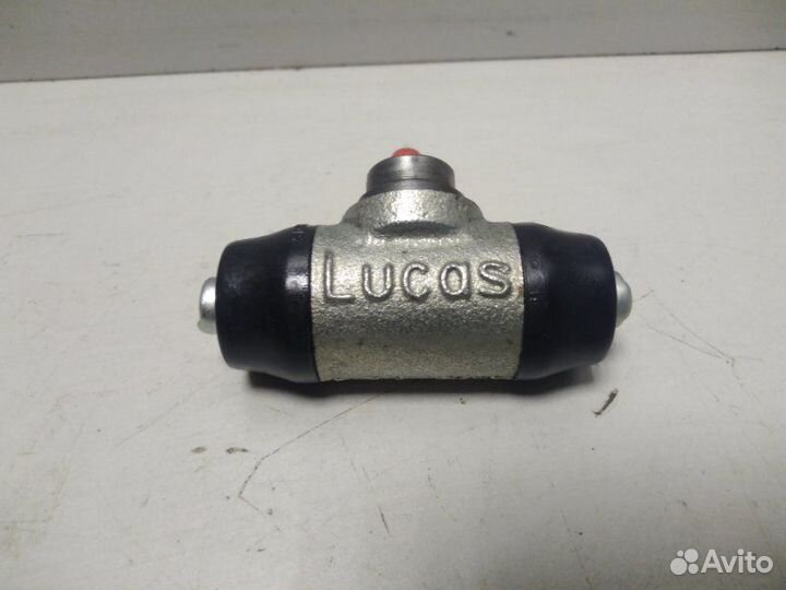 Цилиндр тормозной рабочий Volkswagen Passat B3