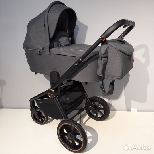 Коляска Carrello Epica 3 в 1 серая