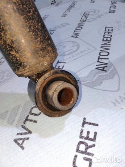 Стойка амортизатор задняя KIA Sportage 3