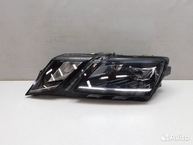 Фара левая Skoda Octavia