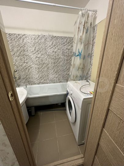 2-к. квартира, 53 м², 4/10 эт.