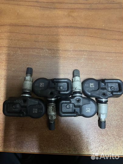 Датчик давления в шинах toyota