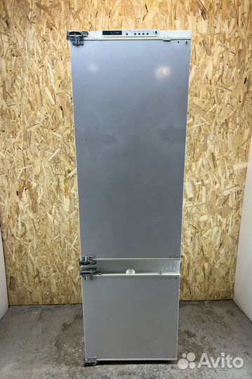 Встраиваемый холодильник Bosch с доставкой