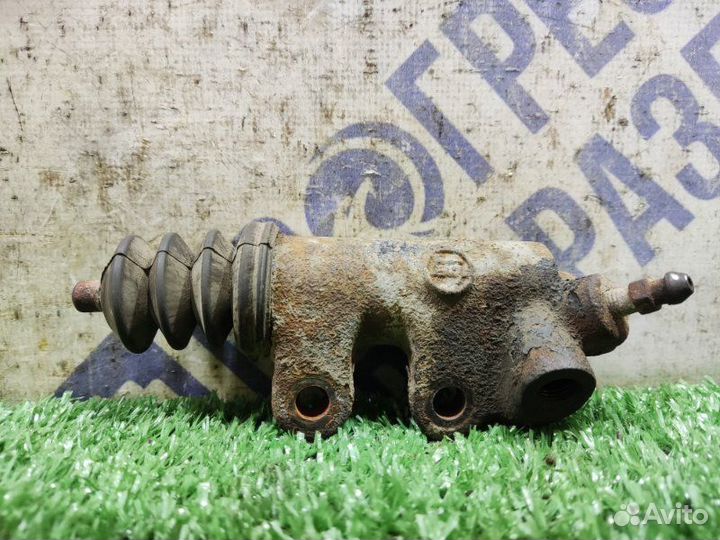 Рабочий цилиндр сцепления Toyota Avensis универсал