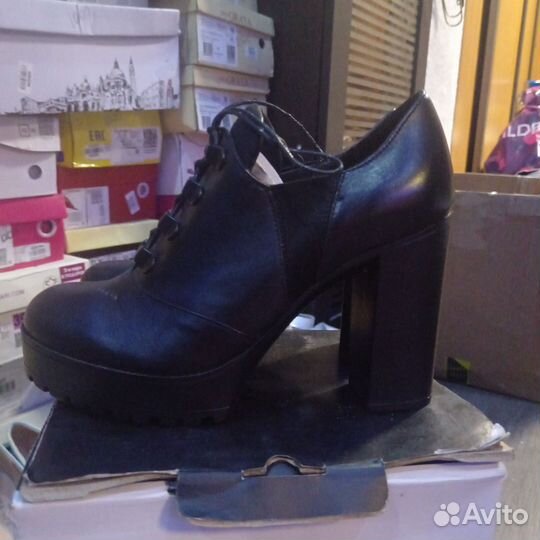 Ботинки осенние felicita 36Р