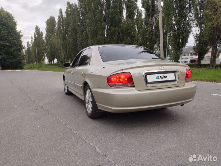 Hyundai Sonata 2.7 МТ, 2006, битый, 245 000 км