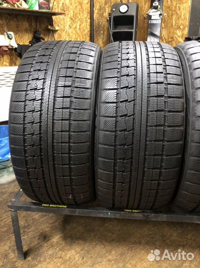 Nitto NT90W 275/40 R20 и 315/35 R20 106Q