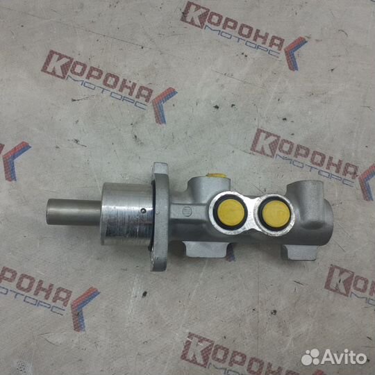 Цилиндр тормозной главный