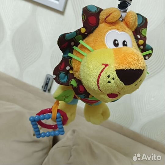 Развивающие игрушки для малышей пакетом