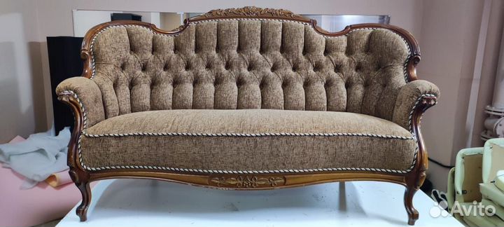 Перетяжка мягкой мебели