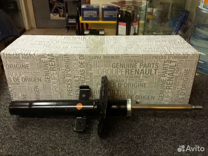 Амортизатор передний Рено Меган 2 Седан 8200663654