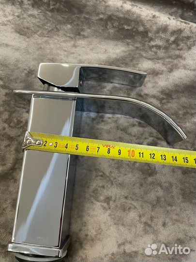 Смеситель водопад хром на раковину