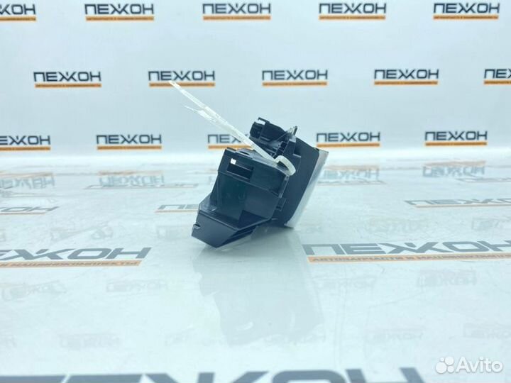 Ручка двери внутренняя передняя левая Land Rover