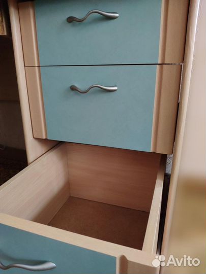 Компьютерный стол