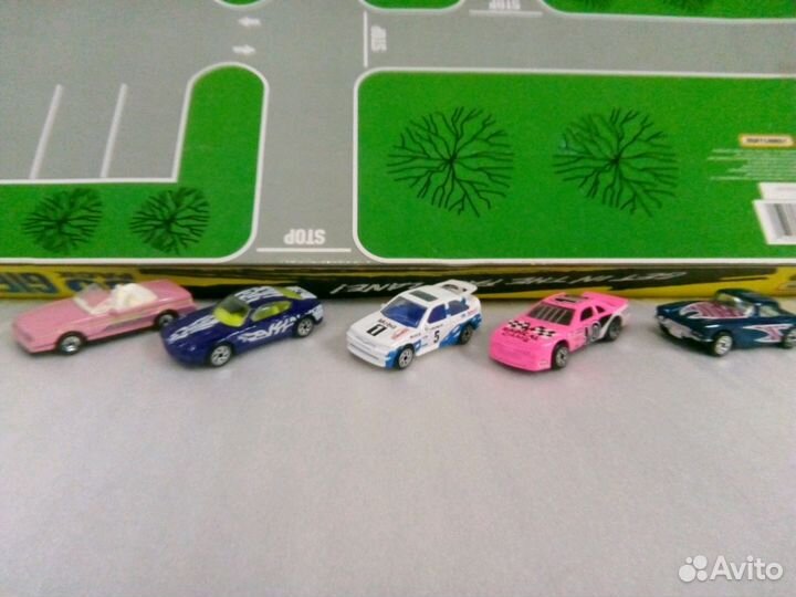 Продаю набор моделей фирмы macbox