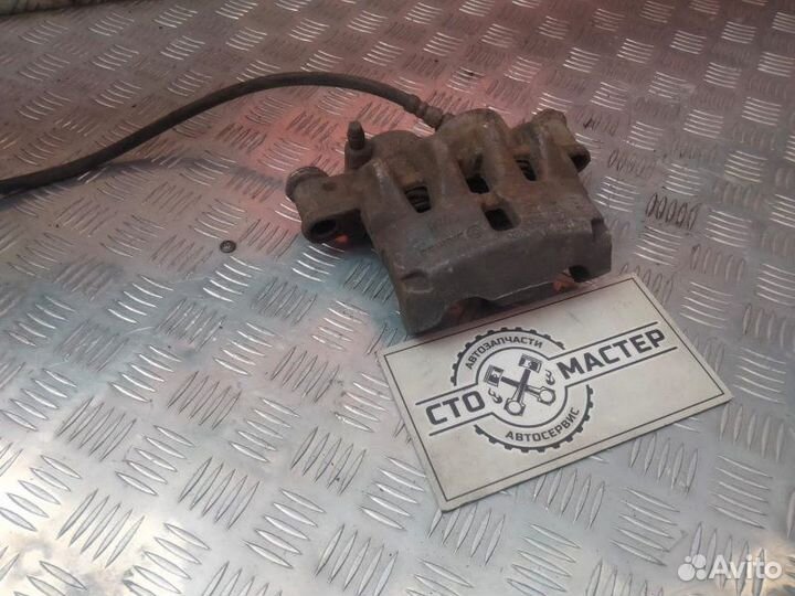 Суппорт тормозной передний правый Peugeot Boxer