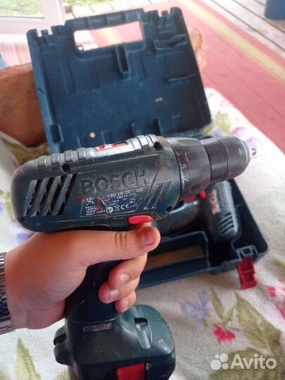 Шуруповерт bosch gsr 12v