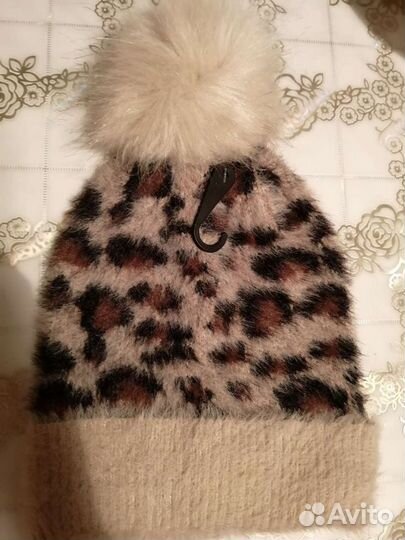 Шапка для девочки новая