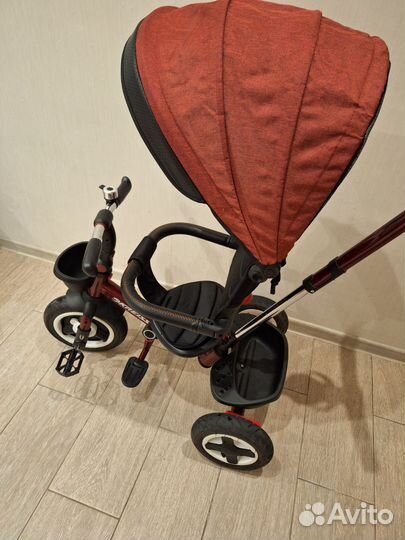 Детский велосипед с ручкой