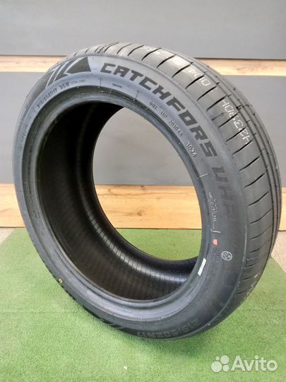 Windforce Catchfors UHP Pro 215/50 R17 95W