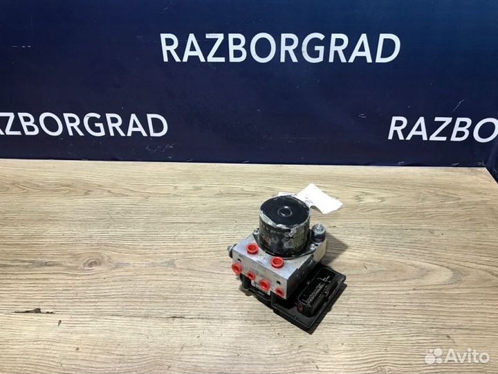 Блок abs Skoda Fabia 2 2012