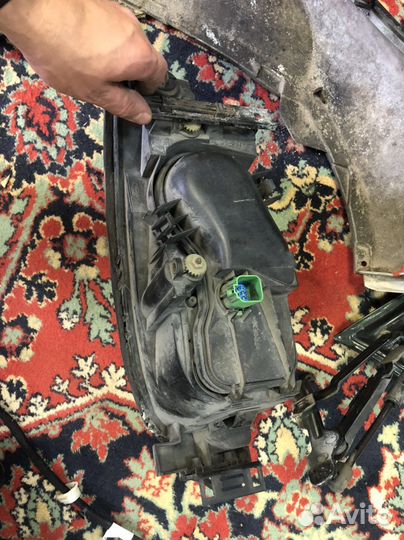 Фара правая ford mondeo 3