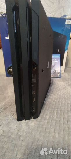 Sony playstation 4 PS4 pro 1tb с играми