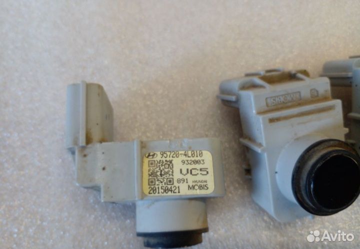 Датчик парковки задний Kia Rio 2015 год