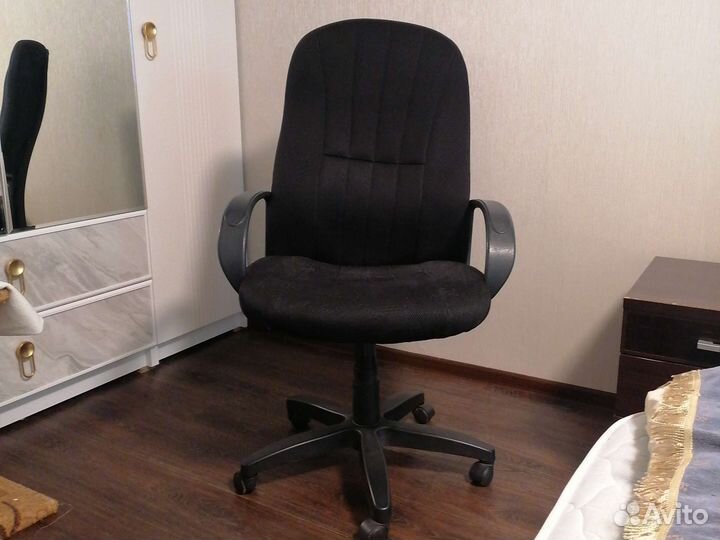 Компьютерный стул бу