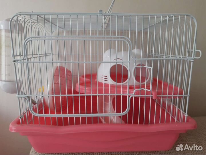 Клетка с хомячками