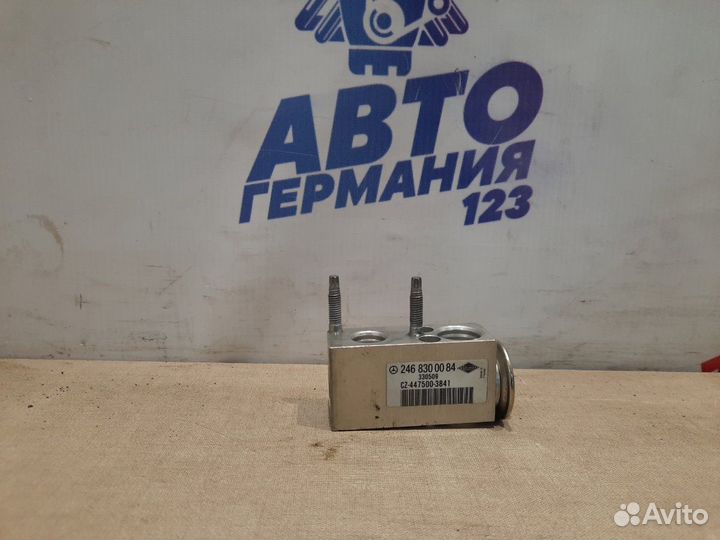 Клапан кондиционера Mercedes B180 T246 270.910
