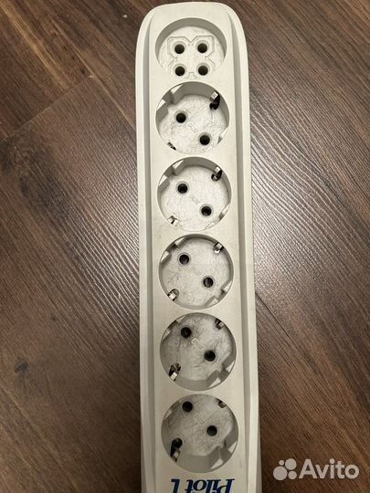 Сетевой фильтр Pilot L. 3 метра