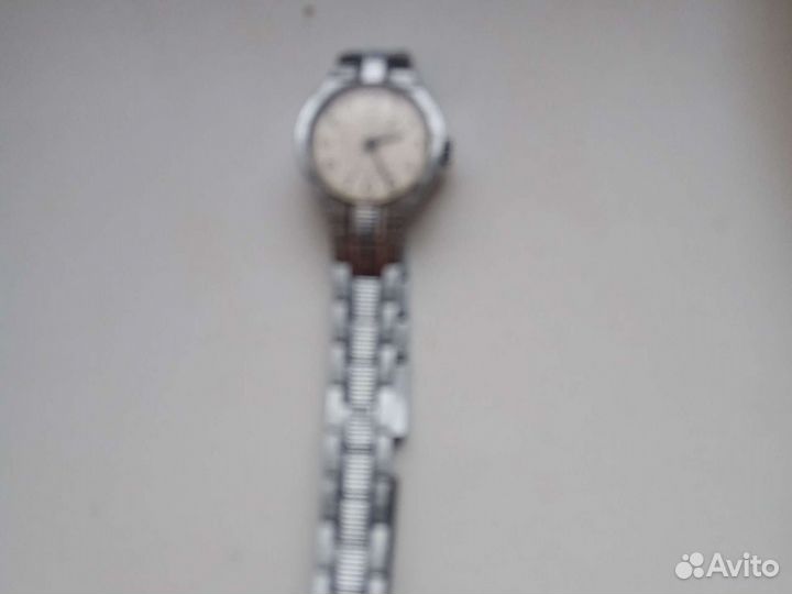 Часы наручные женские СССР, Луч