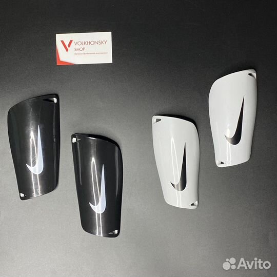 Щитки Nike (small)