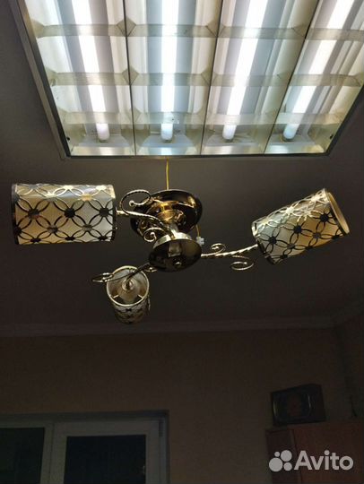 Люстра потолочная бу