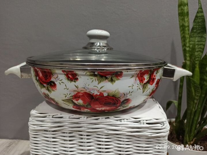 Высокая сковорода-кастрюля с крышкой сотейник