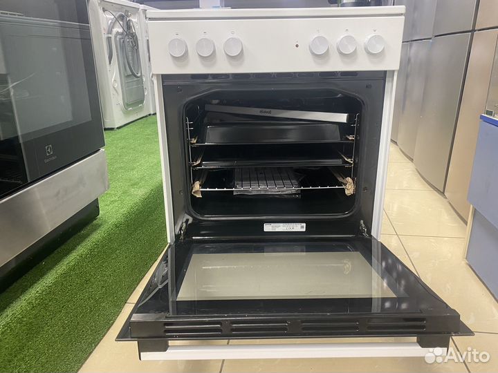 Электрическая плита Gorenje GEC6A41WC