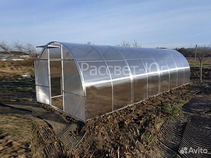 Теплица из поликарбоната