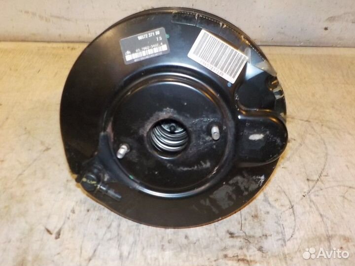 Усилитель тормозов вакуумный Peugeot 407