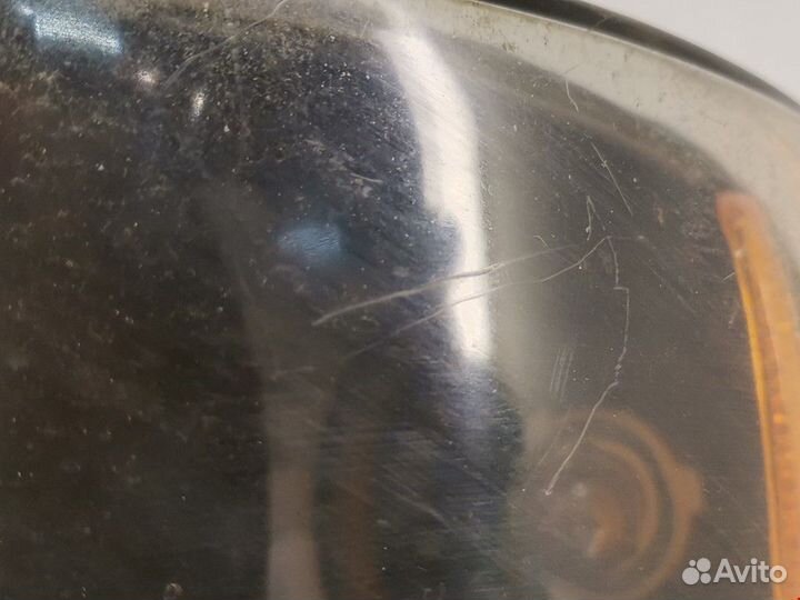 Поворотник правый Ford Explorer 2 1999 F67Z13200AA