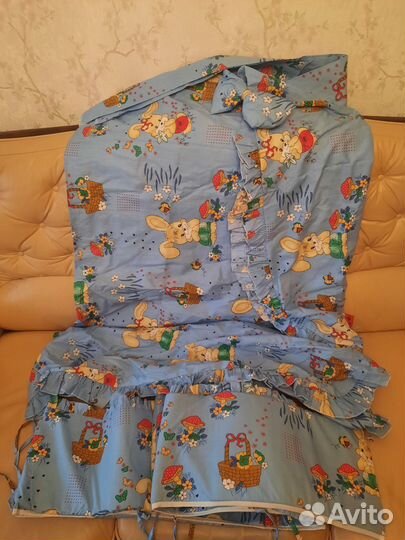 Бортик и балдахин для кроватки