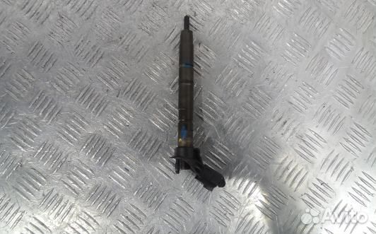 Форсунка дизельная audi Q7 (2AD01AL04)