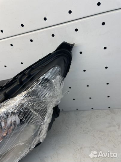 Фара для мотоцикла Yamaha FZ/FZ6S 04-09, FZ8S 11-1