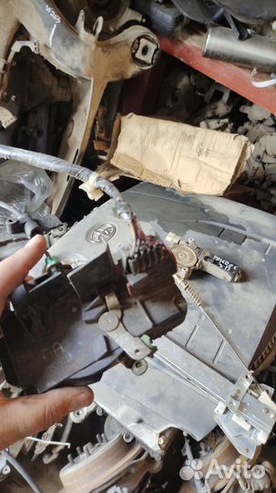 Замок передней левой двери opel vectra b