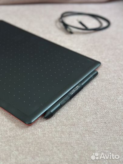 Графический планшет one by wacom ctl-672