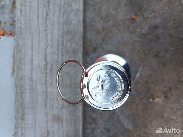 Фонарик ручной