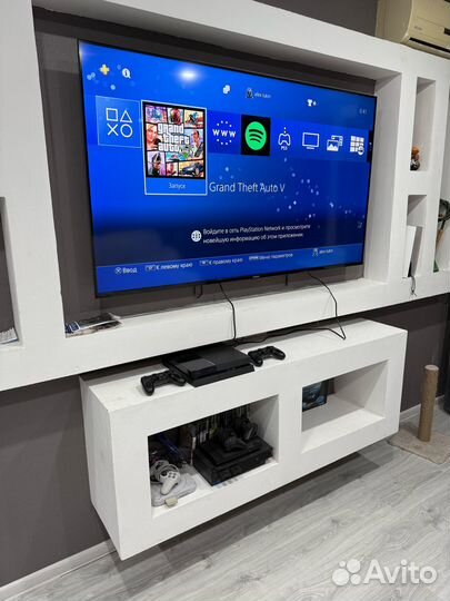 Sony PlayStation 4 Fat 500GB 2 Геймпада